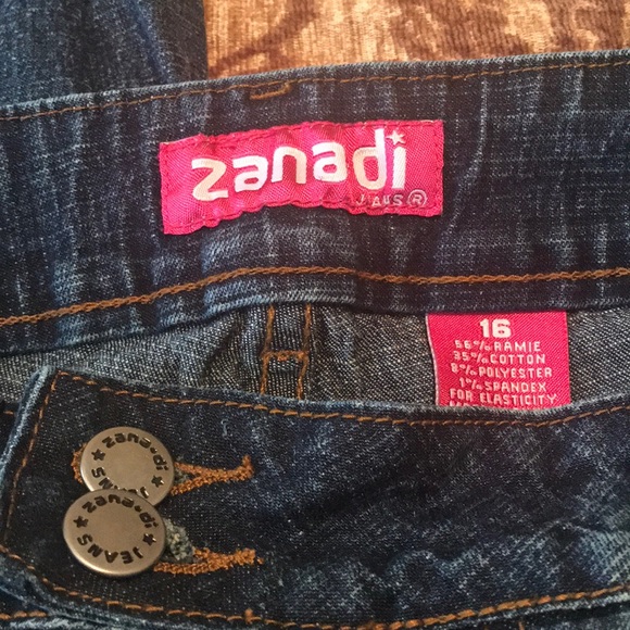 🦋3 for $30🦋 Vintage Zana*di size 16 stretch distressed jeans - Picture 6 of 9